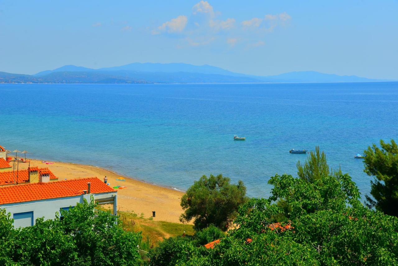 Golden Beach Hotel Metamorfosi  Buitenkant foto